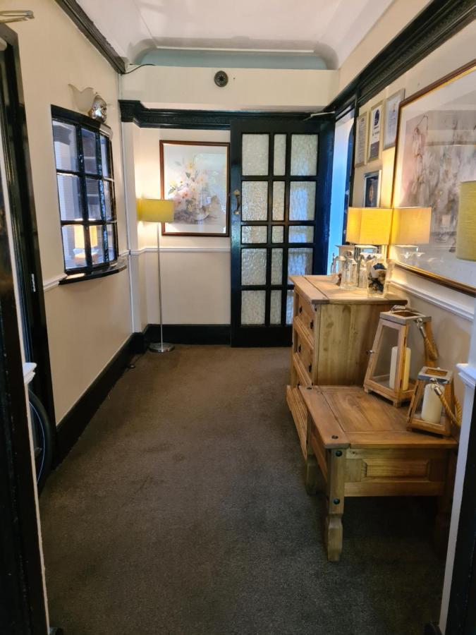 Tudor Lodge Hotel Nottingham Ngoại thất bức ảnh